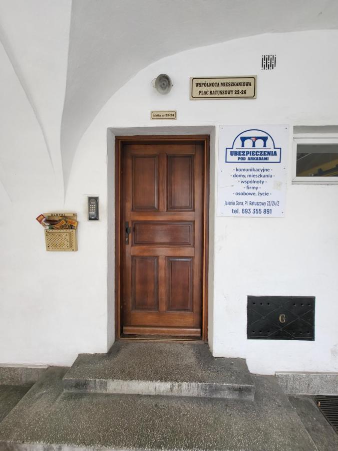 Apartament Ratuszowy Deluxe Еленя-Гура Экстерьер фото